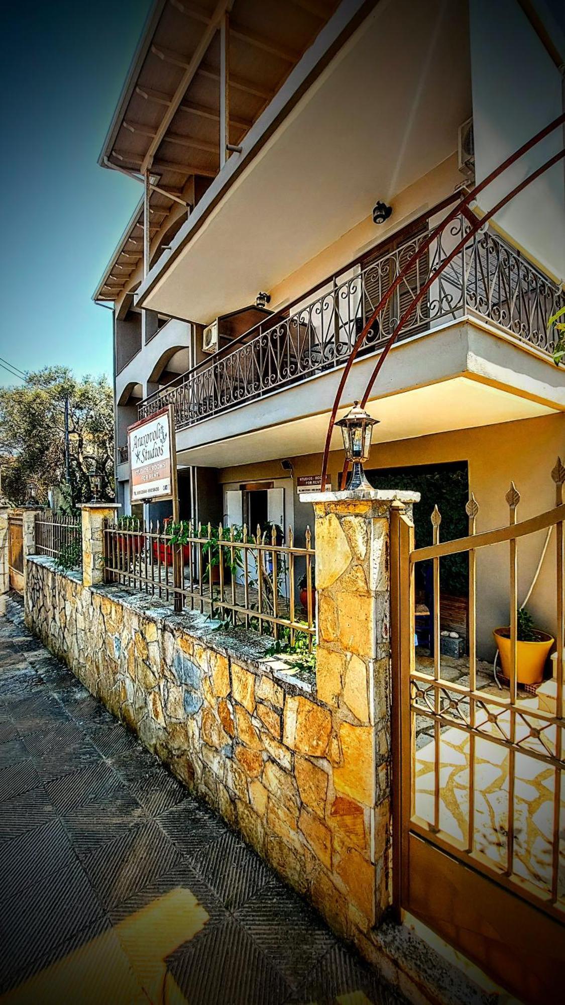 Araxovoli Studios - Aραξοβολι Studios Tsoukaládhes Esterno foto